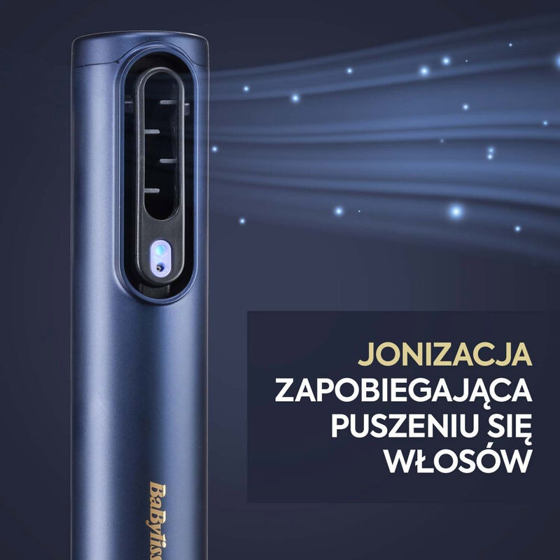 Niebieskie urządzenie do stylizacji włosów z tekstem 'JONIZACJA ZAPOBIEGAJĄCA PUSZENIU SIĘ WŁOSÓW'. Promienie światła i małe gwiazdki w tle.