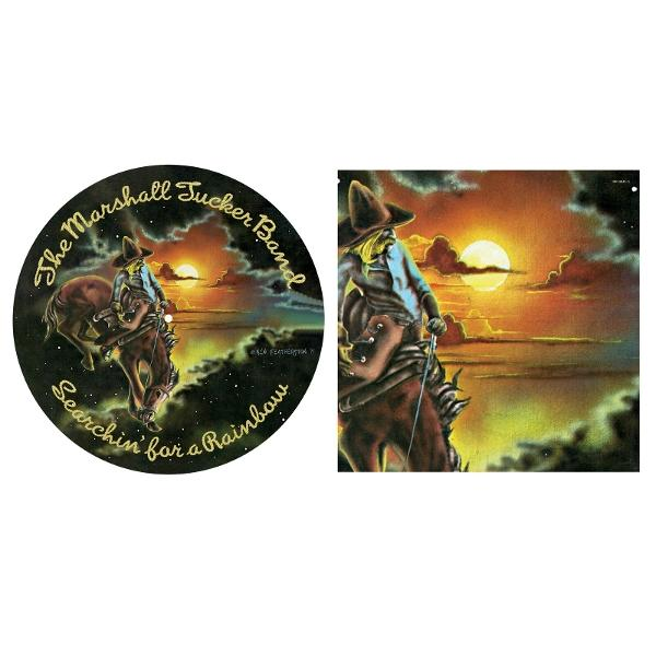 Albumcover: Cowboy auf Pferd bei Sonnenuntergang. The Marshall Tucker Band. Text: Searchin' for a Rainbow.