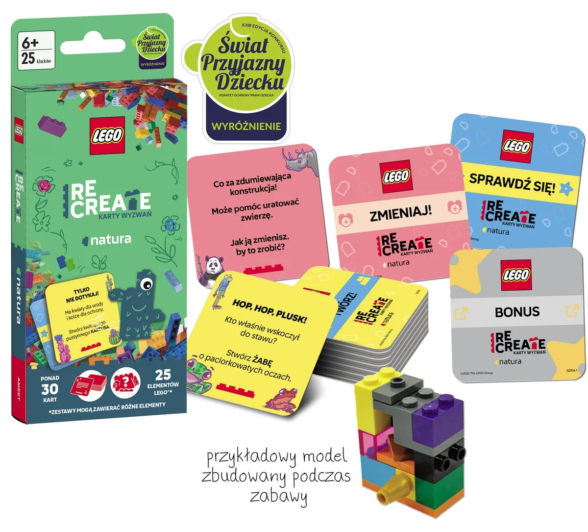 Zestaw pudełek Lego z kartami i zbudowanym modelem. Karty mają wyzwania, logo Lego i słowa 'recreate natura'.