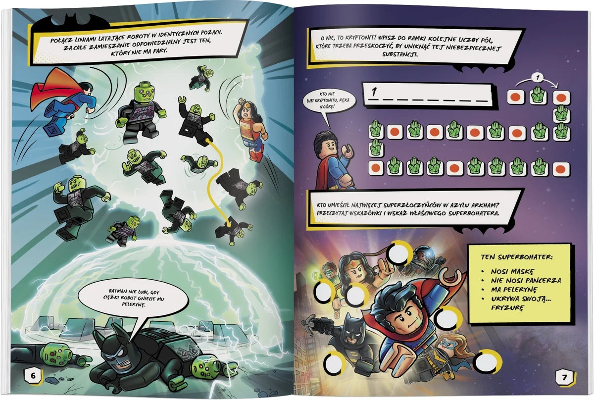 Rozkładówka komiksu z Lego Batmanem, Supermanem, Wonder Woman i złoczyńcami. Tekst i ilustracje na obu stronach.