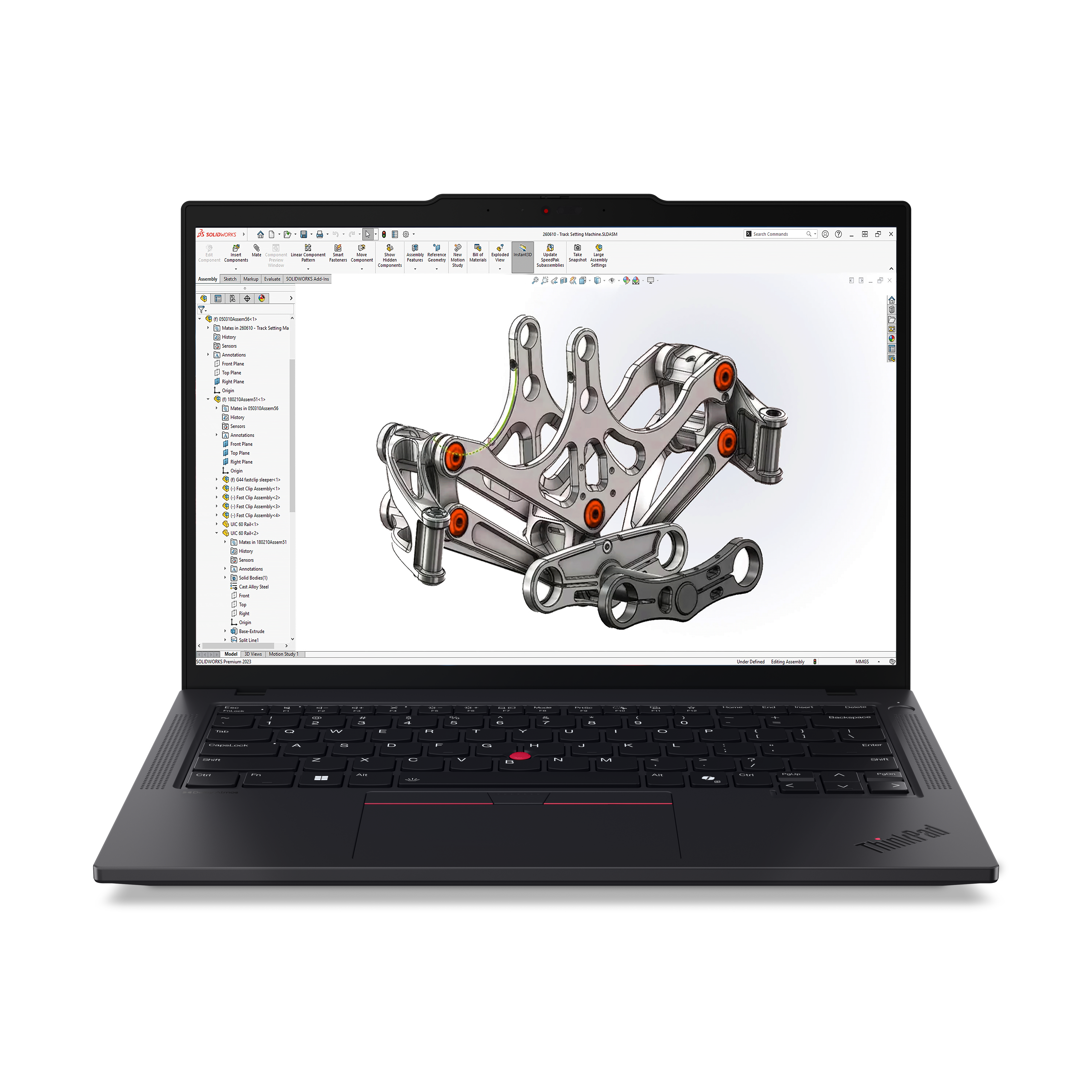 Ein Laptop zeigt ein 3D-Modell einer mechanischen Komponente. Der Laptop ist schwarz, mit Tastatur und rotem Trackpoint.