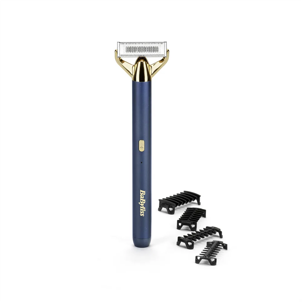 Egy kék-arany BaByliss trimmer, több fekete tartozékkal. A trimmer fehér háttéren van.