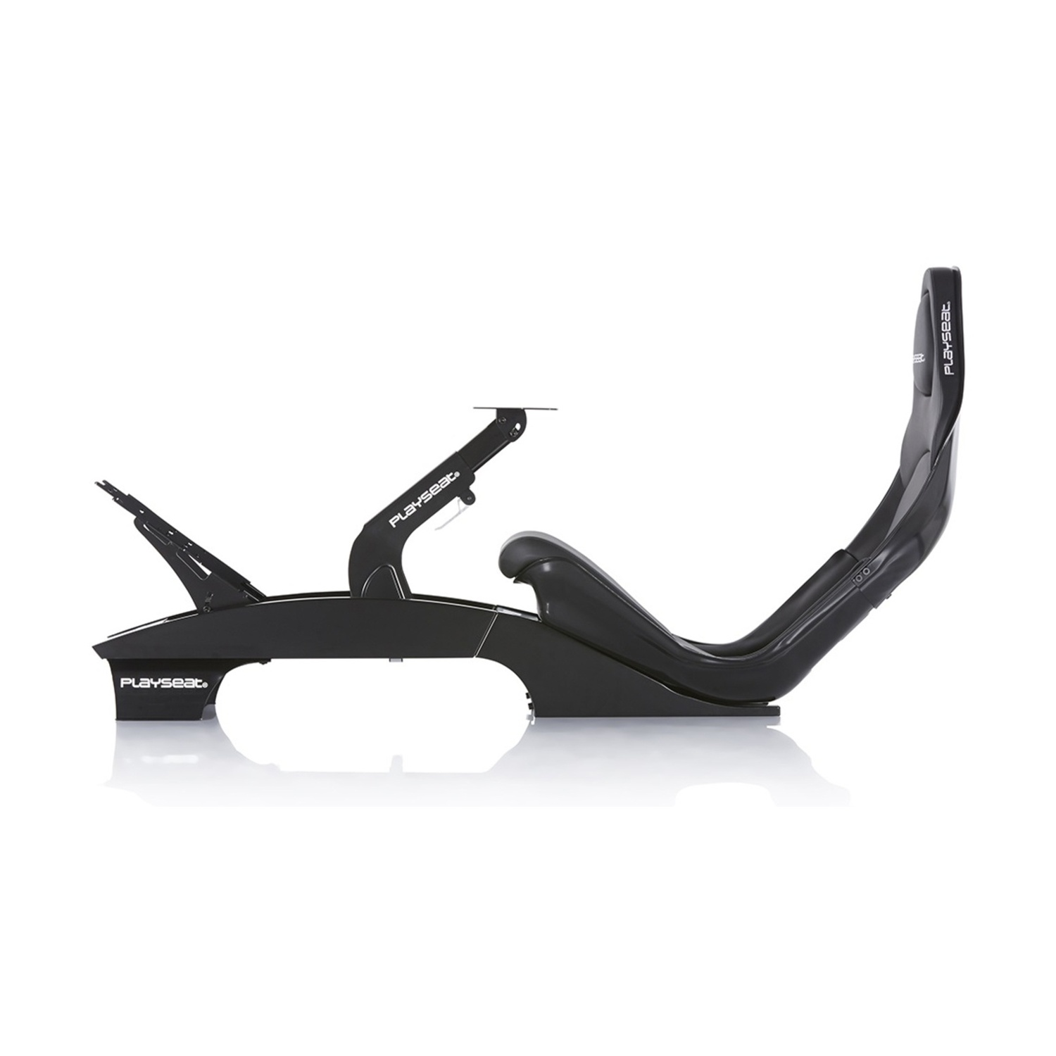 Un sedile nero per simulatore di corse con il logo Playseat. Ha sedile, schienale e un telaio per il montaggio di accessori.