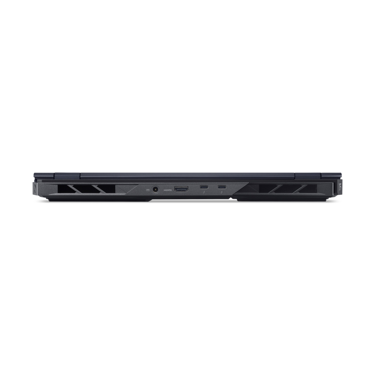 Il bordo inferiore di un laptop scuro. Le porte includono HDMI, USB e alimentazione. Il laptop è su bianco.