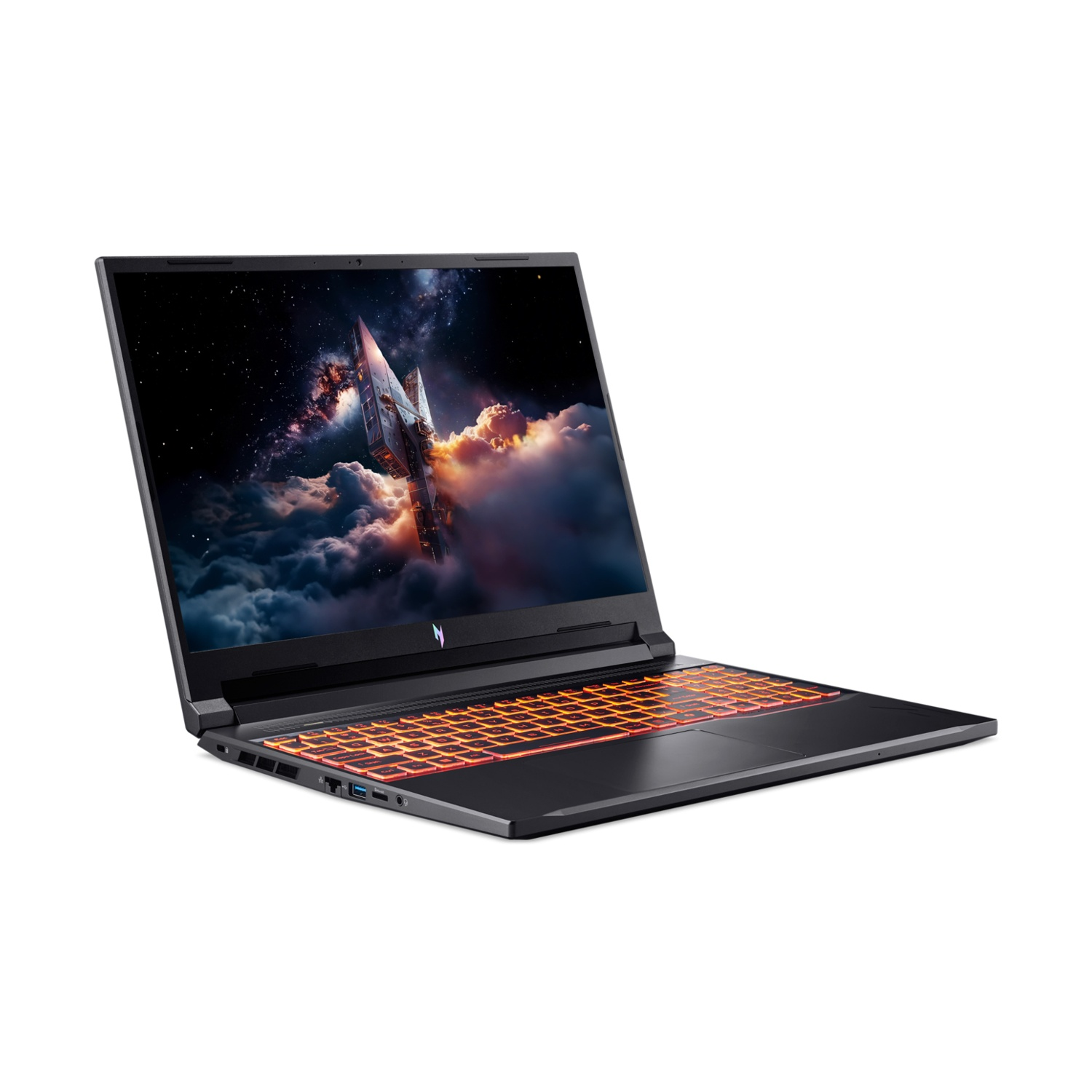 Un laptop nero mostra un'astronave nello spazio. La tastiera si illumina di arancione. Il laptop è su sfondo bianco.