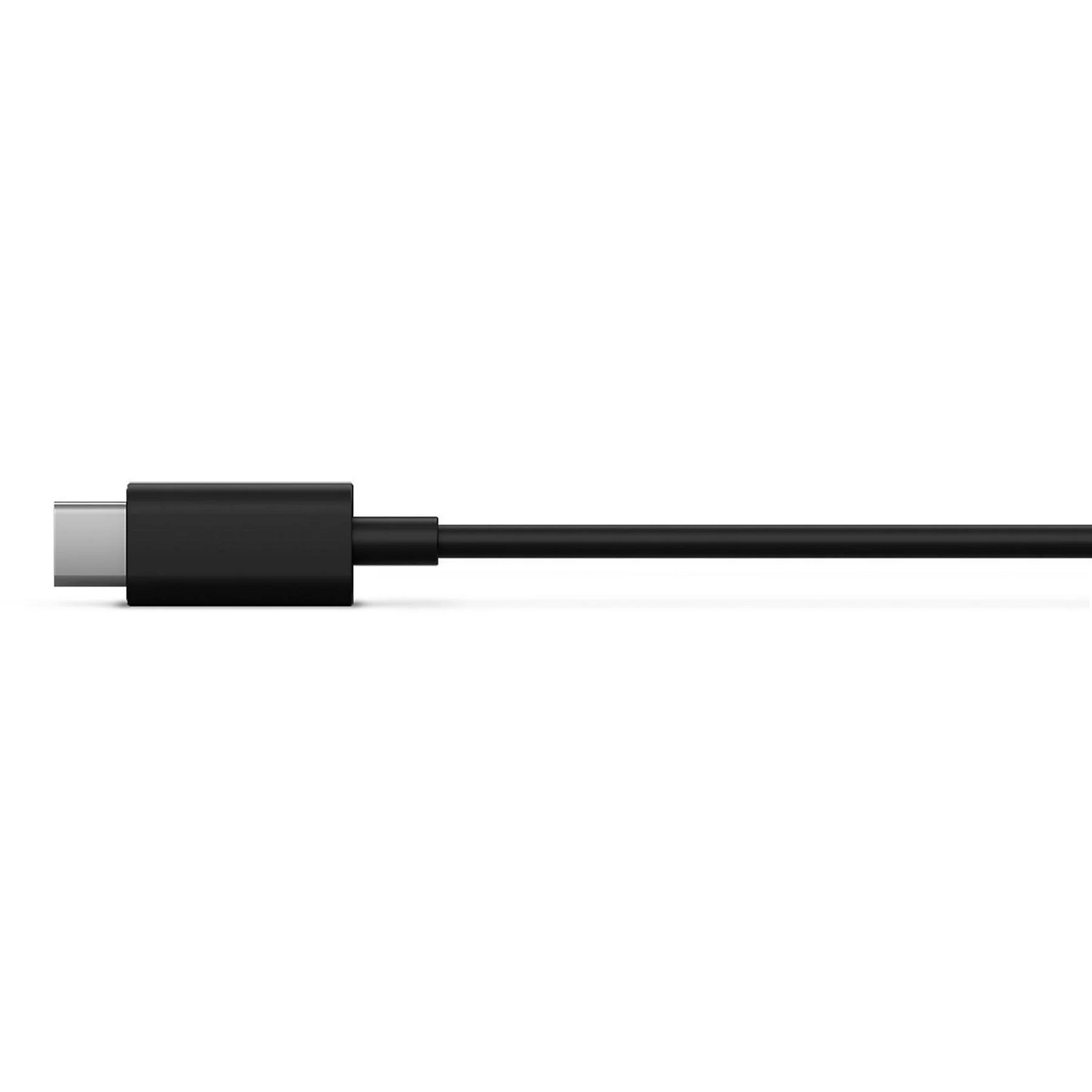 Un cable USB-C negro sobre fondo blanco. El conector es plateado, el resto es negro.