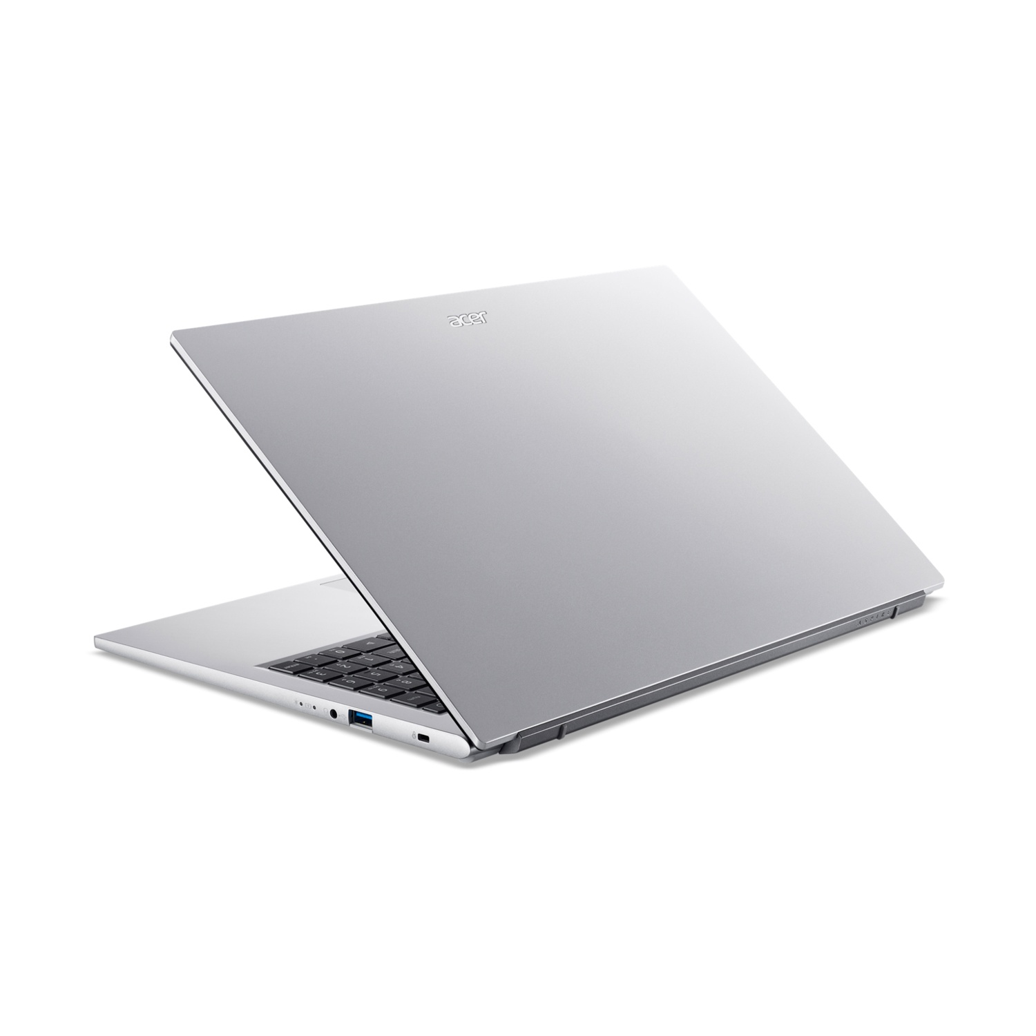 Laptop Acer argentato, aperto ad angolo, su sfondo bianco. Tastiera visibile, logo Acer in alto.