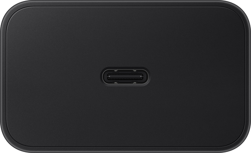 Egy fekete, téglalap alakú készülék lekerekített sarkokkal és egy USB-C porttal a közepén. A készülék egyszerű és jellegtelen.
