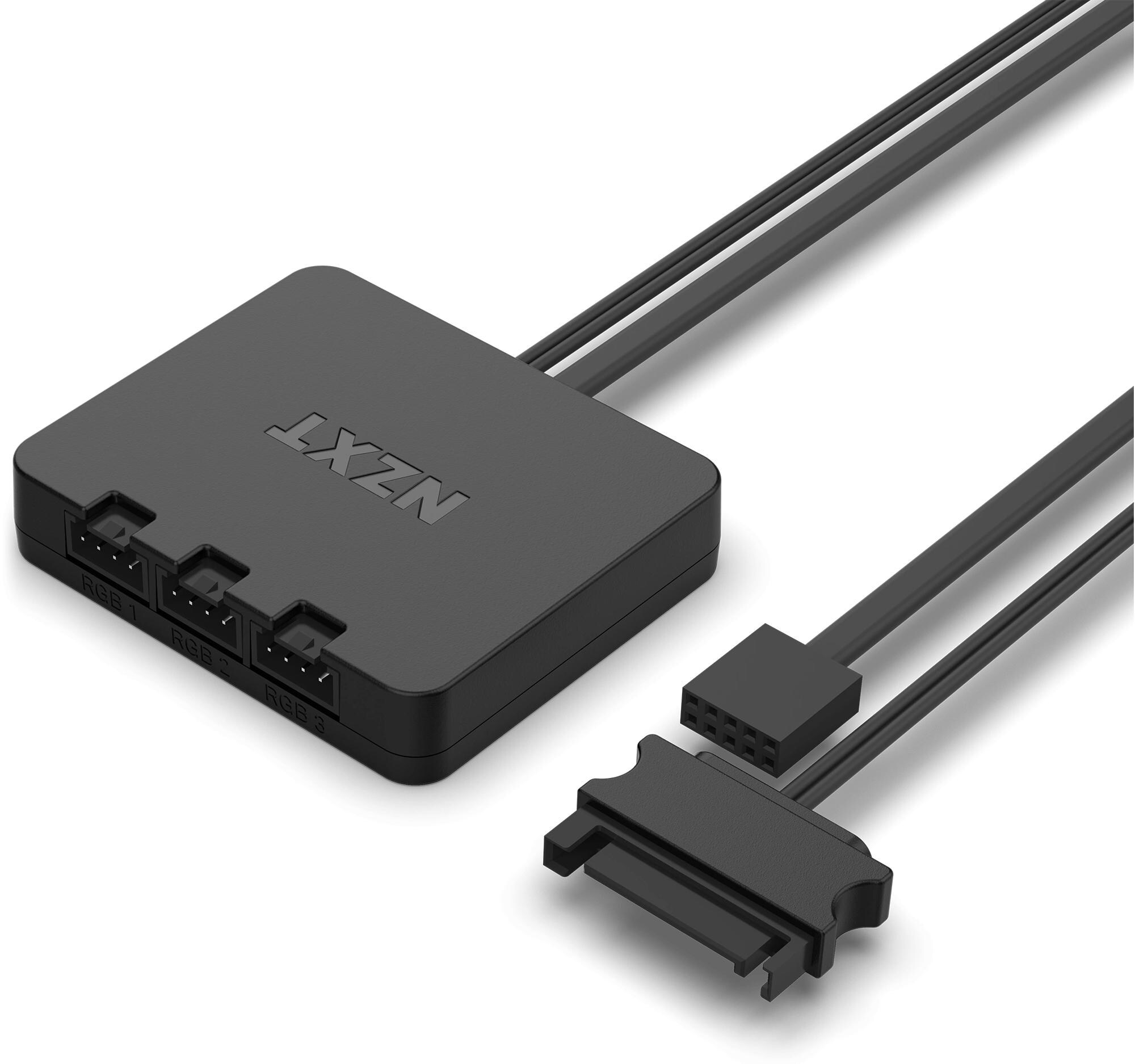 Controller RGB NZXT nero con cavi. Ha porte etichettate RGB 1, 2, 3. Connettori sui cavi visibili.