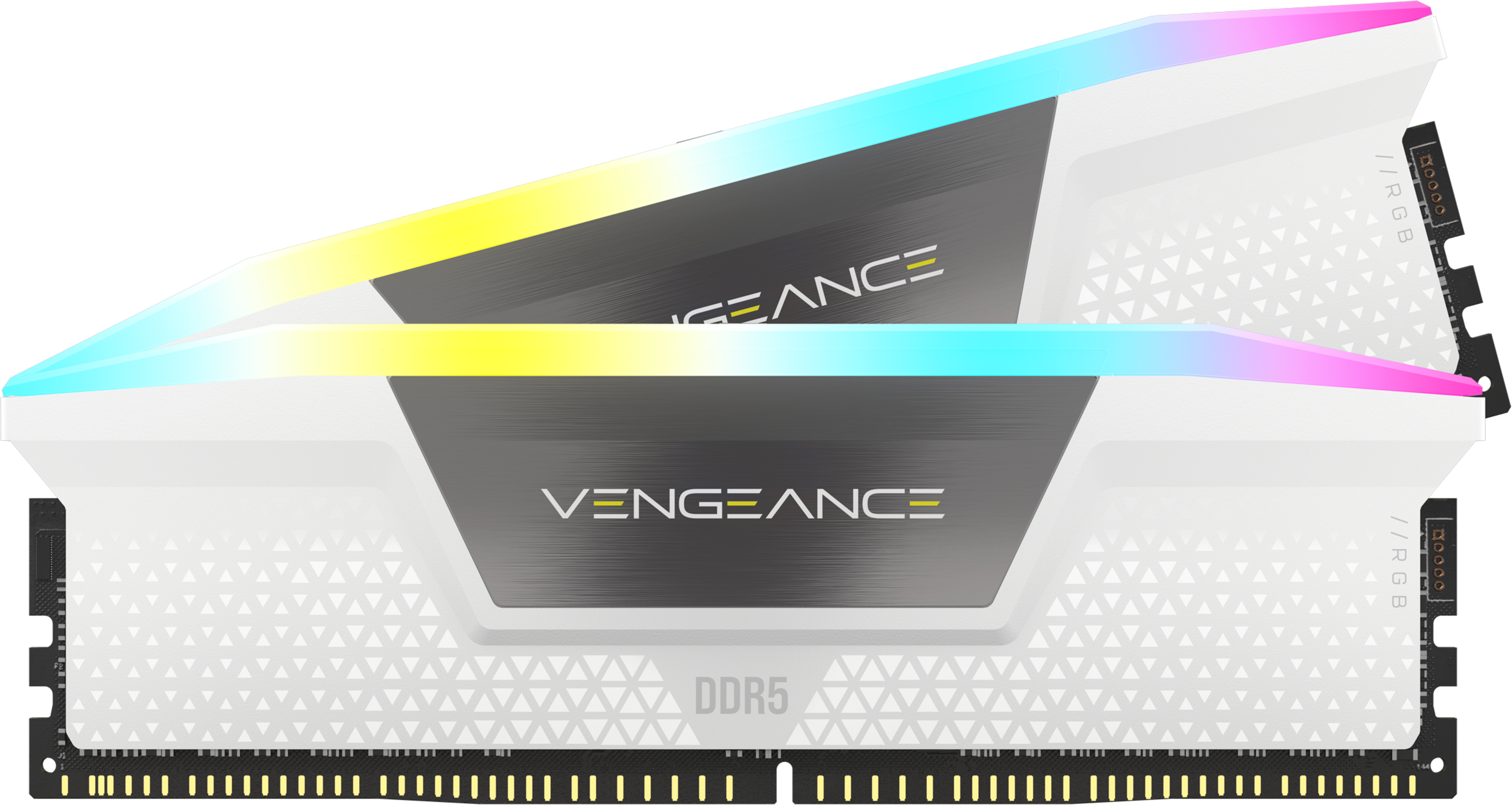 Ein weißer DDR5-RAM-Stick mit RGB-Beleuchtung. Die Wörter VENGEANCE und DDR5 sind sichtbar. Schwarze Platine mit Goldpins.
