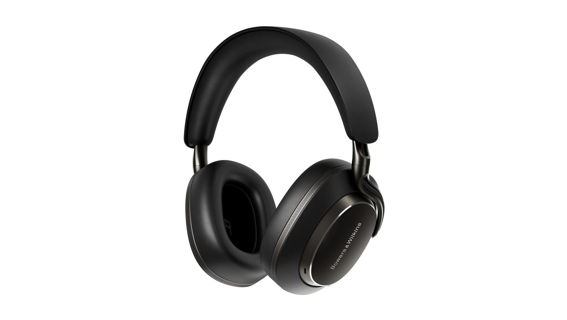 Schwarze Kopfhörer mit gebogenem Bügel und Ohrmuscheln, Markenname Bowers & Wilkins an der Seite, isoliert auf weißem Hintergrund.