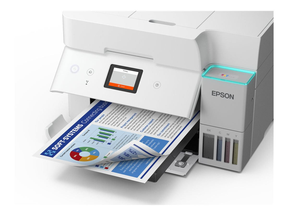 Una stampante Epson bianca stampa un documento con grafici e testo. La stampante ha serbatoi di inchiostro e un display.