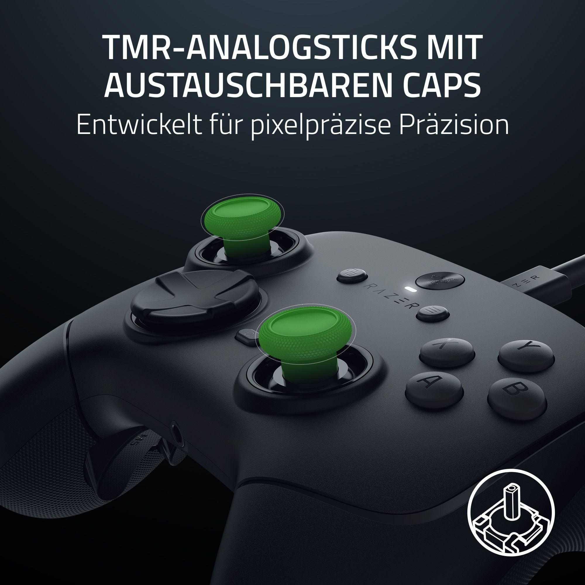 Schwarzer Gamecontroller mit grünen Analog-Stick-Kappen. Razer-Logo sichtbar.