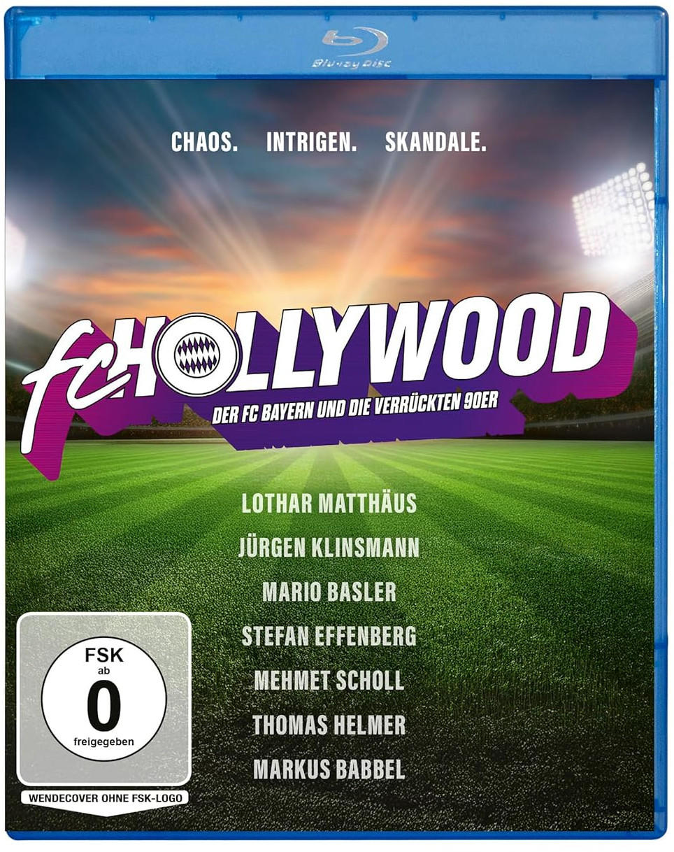 Blu-ray-Cover für "FC Hollywood" mit Fußballfeld im Hintergrund. Enthält Spielernamen und Filmtitel.