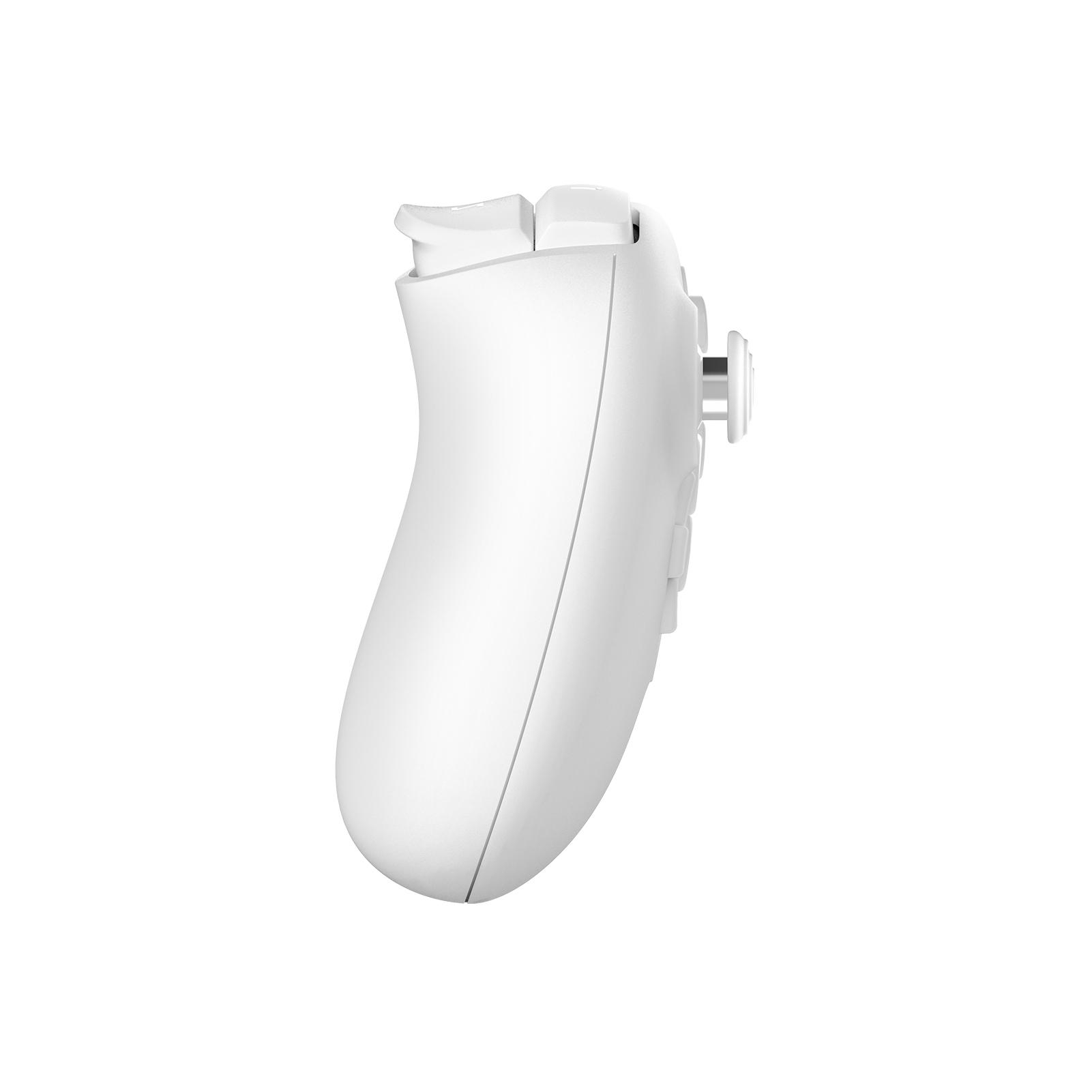 Ein weißer Gamecontroller wird von der Seite gezeigt. Der Hintergrund ist weiß. Der Controller hat Knöpfe und einen Joystick.