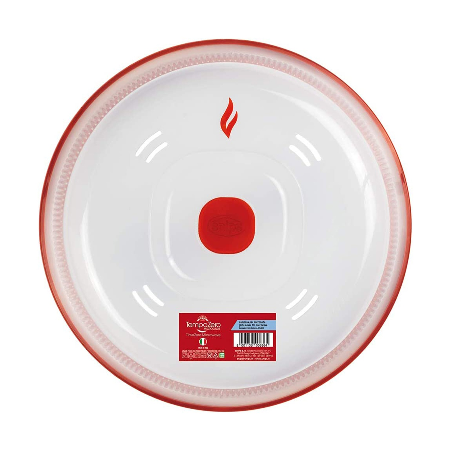 Un coperchio trasparente per piatti per microonde con bordo rosso, logo a fiamma rossa e centro rosso. Ha un'etichetta con testo e codice a barre.