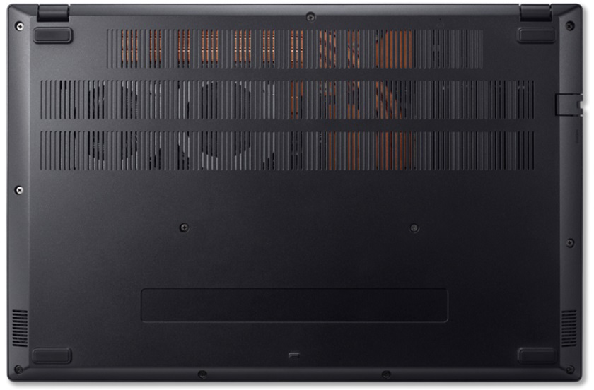 Egy fekete laptop alulnézete. Szellőzőnyílások, csavarok és egy téglalap alakú nyílás látható. Néhány nyílás rézszínű.