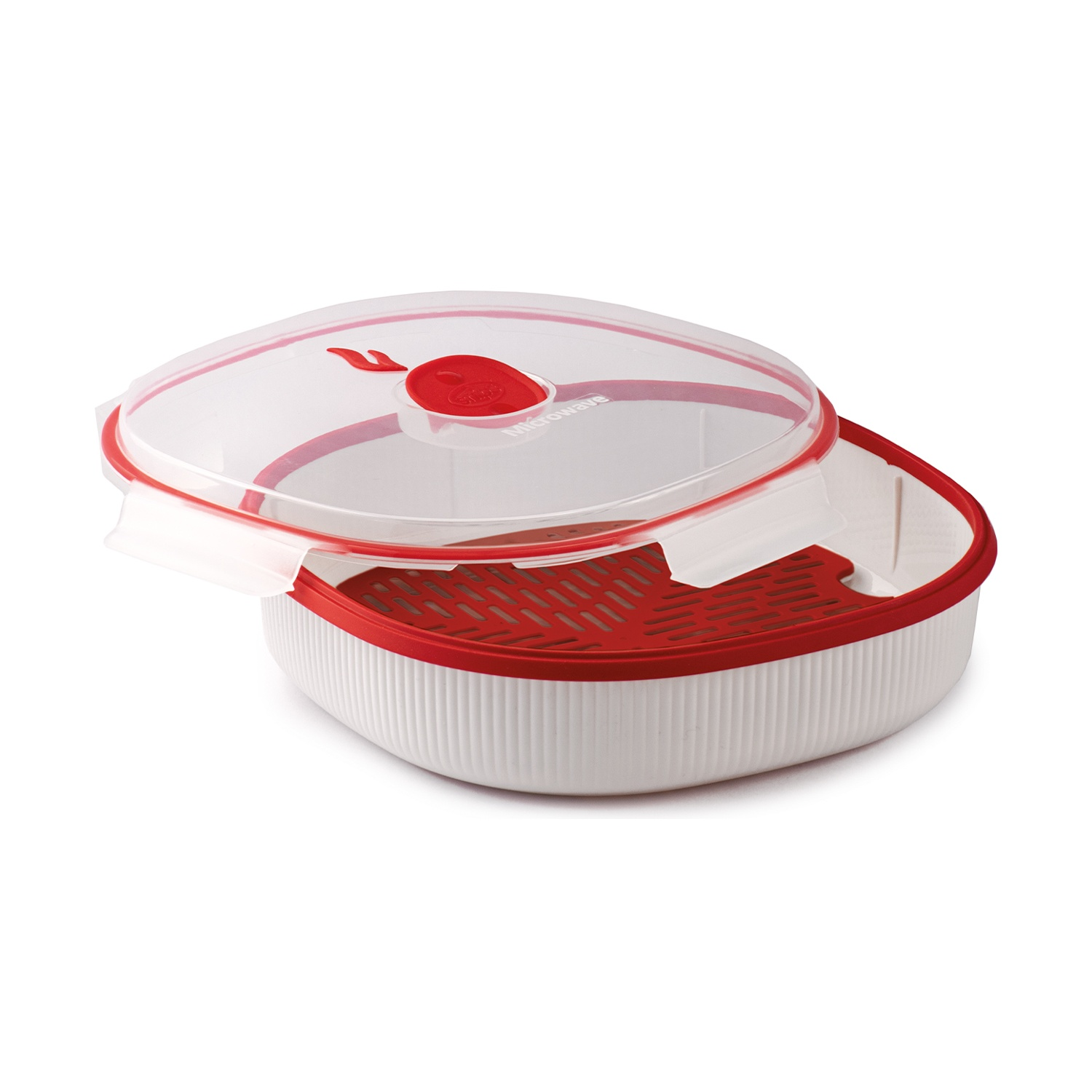 Un vaporizzatore per microonde bianco e rosso è aperto, mostrando un vassoio rosso scanalato all'interno. Il coperchio è trasparente con bordo e manico rossi.