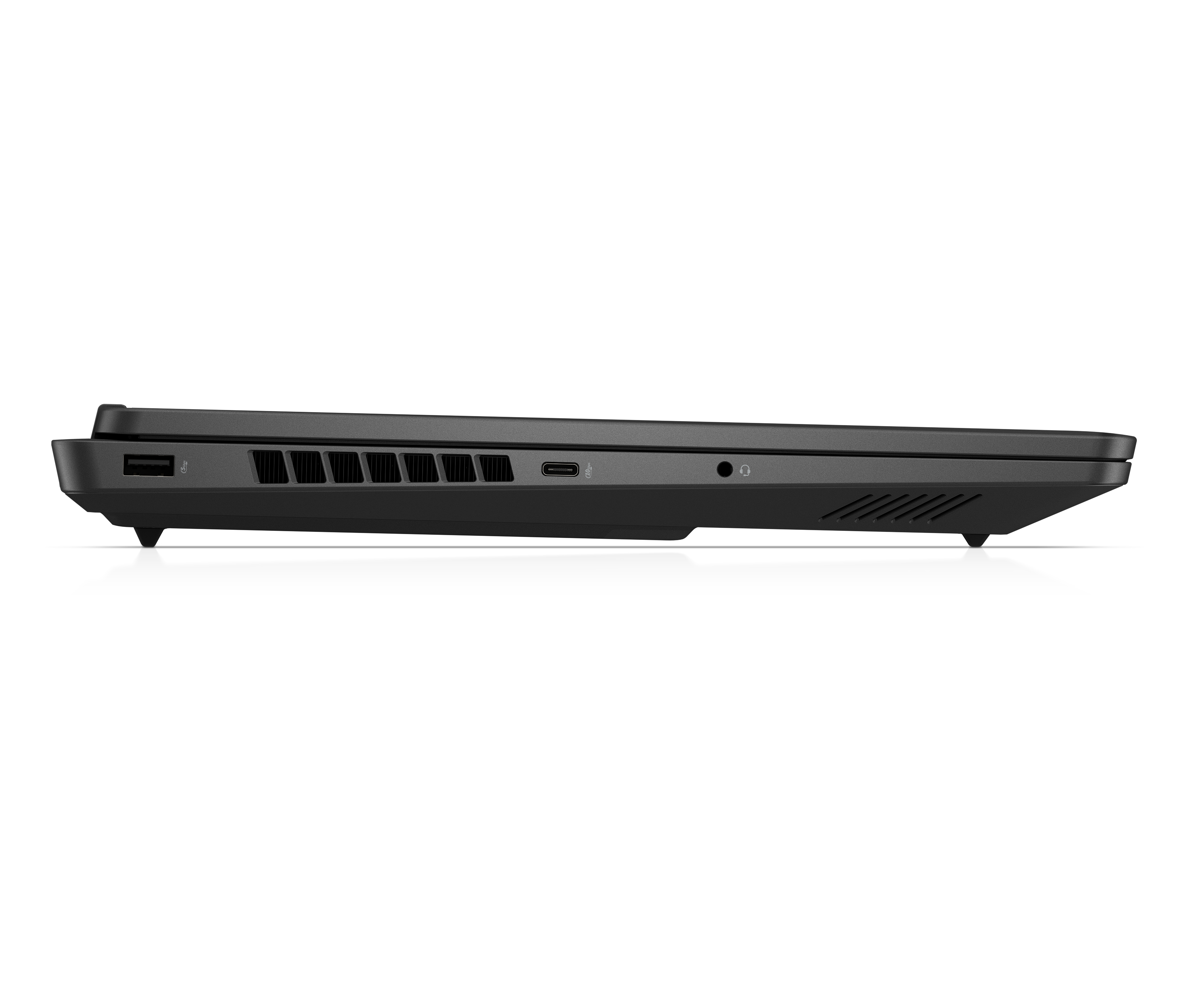 Seitenansicht eines schwarzen Laptops. Sichtbare Anschlüsse sind USB, USB-C und Kopfhöreranschluss. Schwarzer Hintergrund.