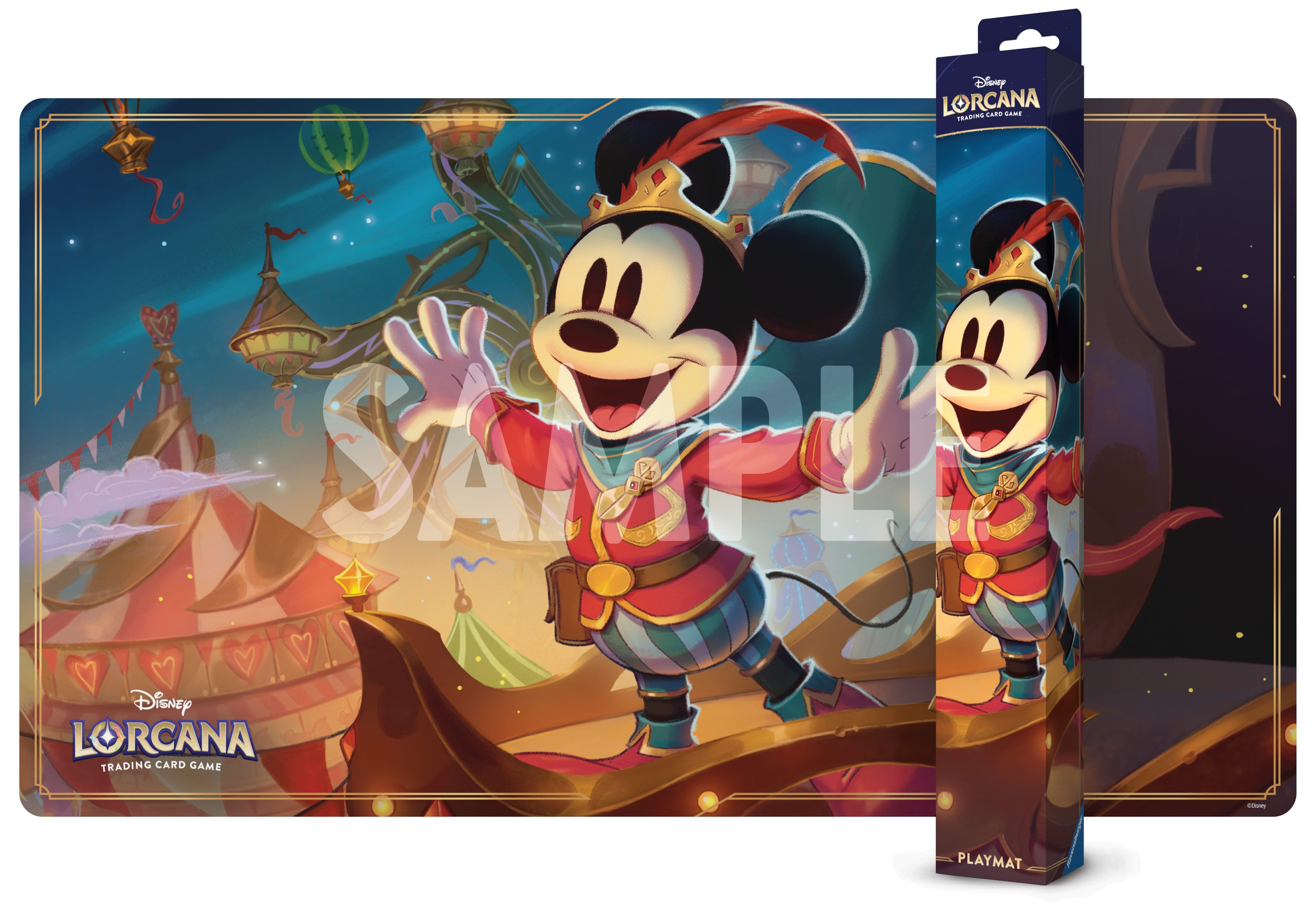 Mickey Mouse in roter und blauer Kleidung auf einer Spielmatte mit Zirkushintergrund und einer Schachtel der Spielmatte.