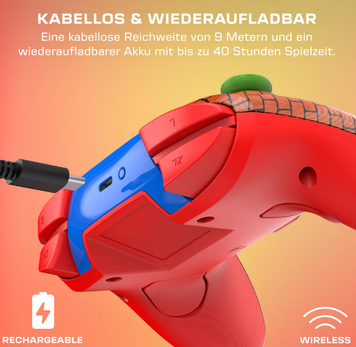 Roter und blauer Gamecontroller mit eingestecktem Ladekabel. Text sagt wiederaufladbar und kabellos.