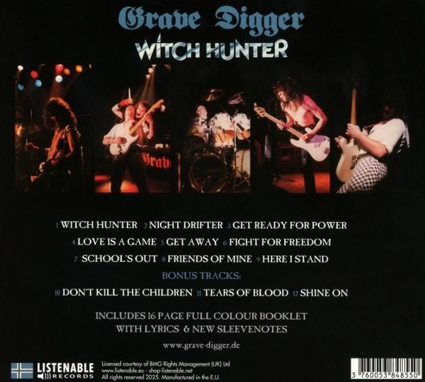 Albumcover. Grave Digger Band live. Musiker mit Gitarren und Schlagzeug. Text: Witch Hunter, Songtitel.