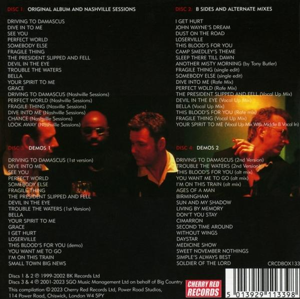CD-Cover mit Songtiteln und Credits. Zeigt Fotos von drei Männern. Das Logo von Cherry Red Records ist unten.