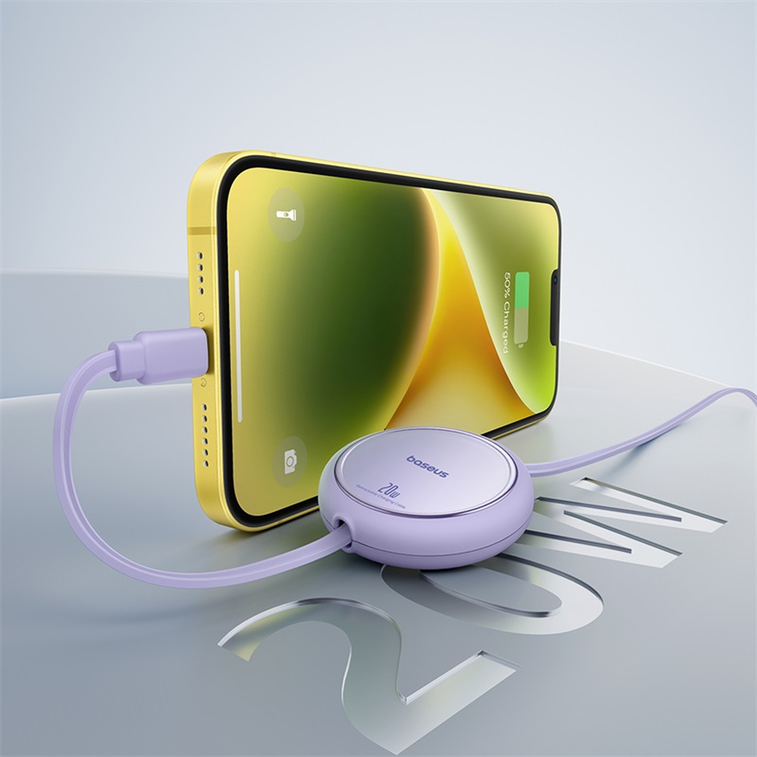 Un teléfono se está cargando de forma inalámbrica. Un cargador morado está conectado a un teléfono dorado. El teléfono muestra 60% cargado.