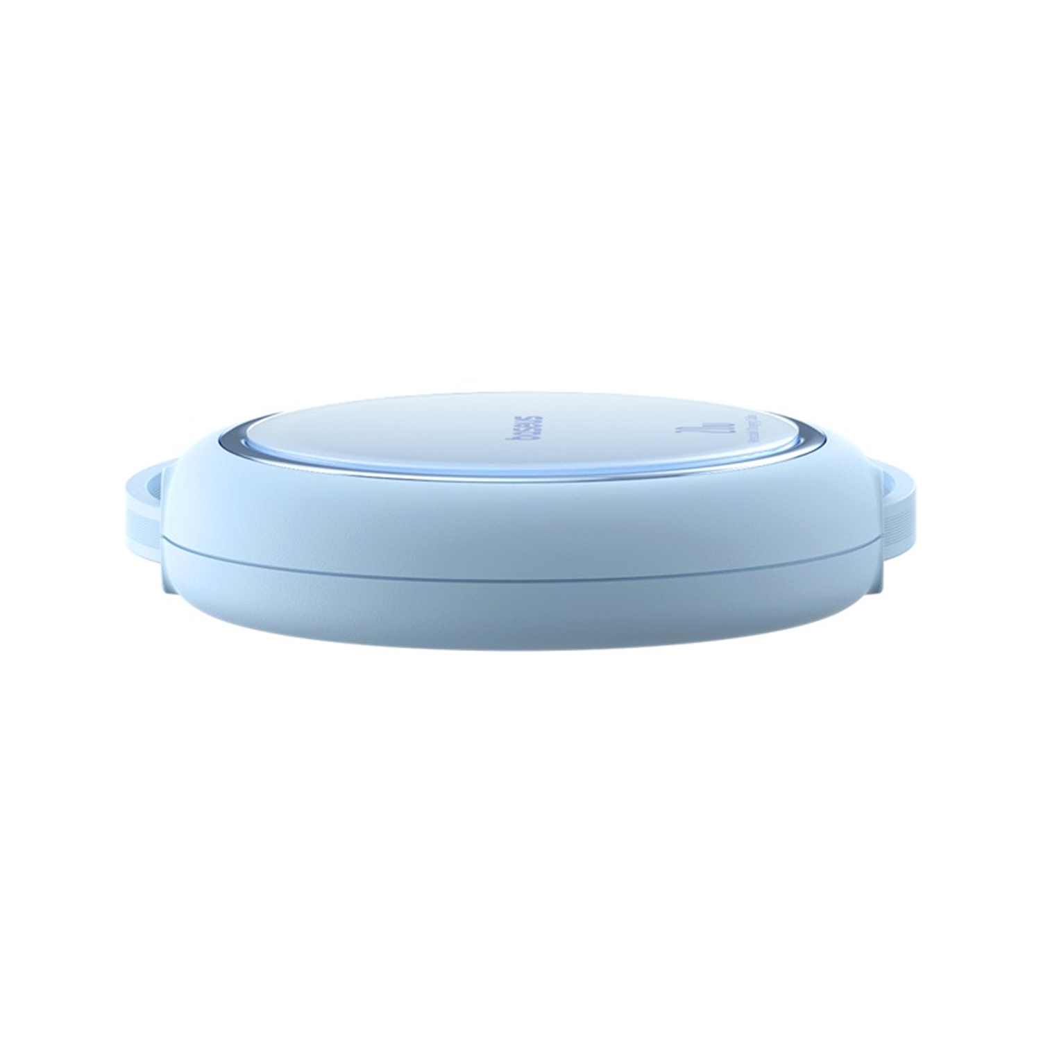 Un dispositivo azul claro, circular, con una parte superior blanca y un borde plateado. Tiene una superficie lisa y probablemente es un ambientador o similar.