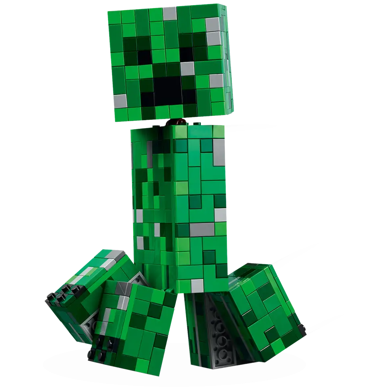 Een Minecraft Creeper figuur gemaakt van groene Lego stenen. Het heeft een vierkante kop, een blokkerig lichaam en korte benen, met een zwart gezicht.