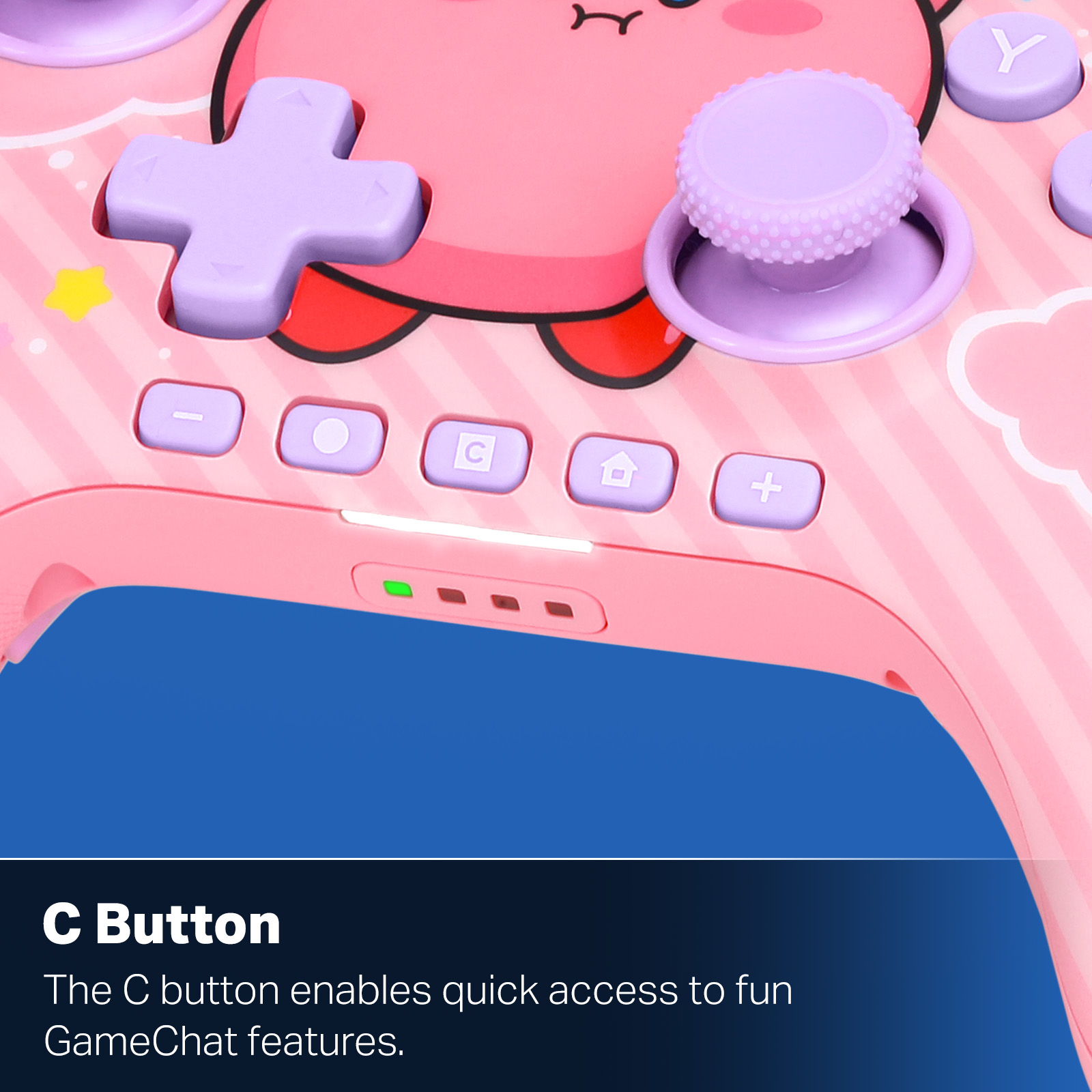 Pink-lila Gamecontroller mit Kirby-Design. Enthält Knöpfe und einen Joystick. Die C-Taste ermöglicht schnellen Zugriff auf GameChat.