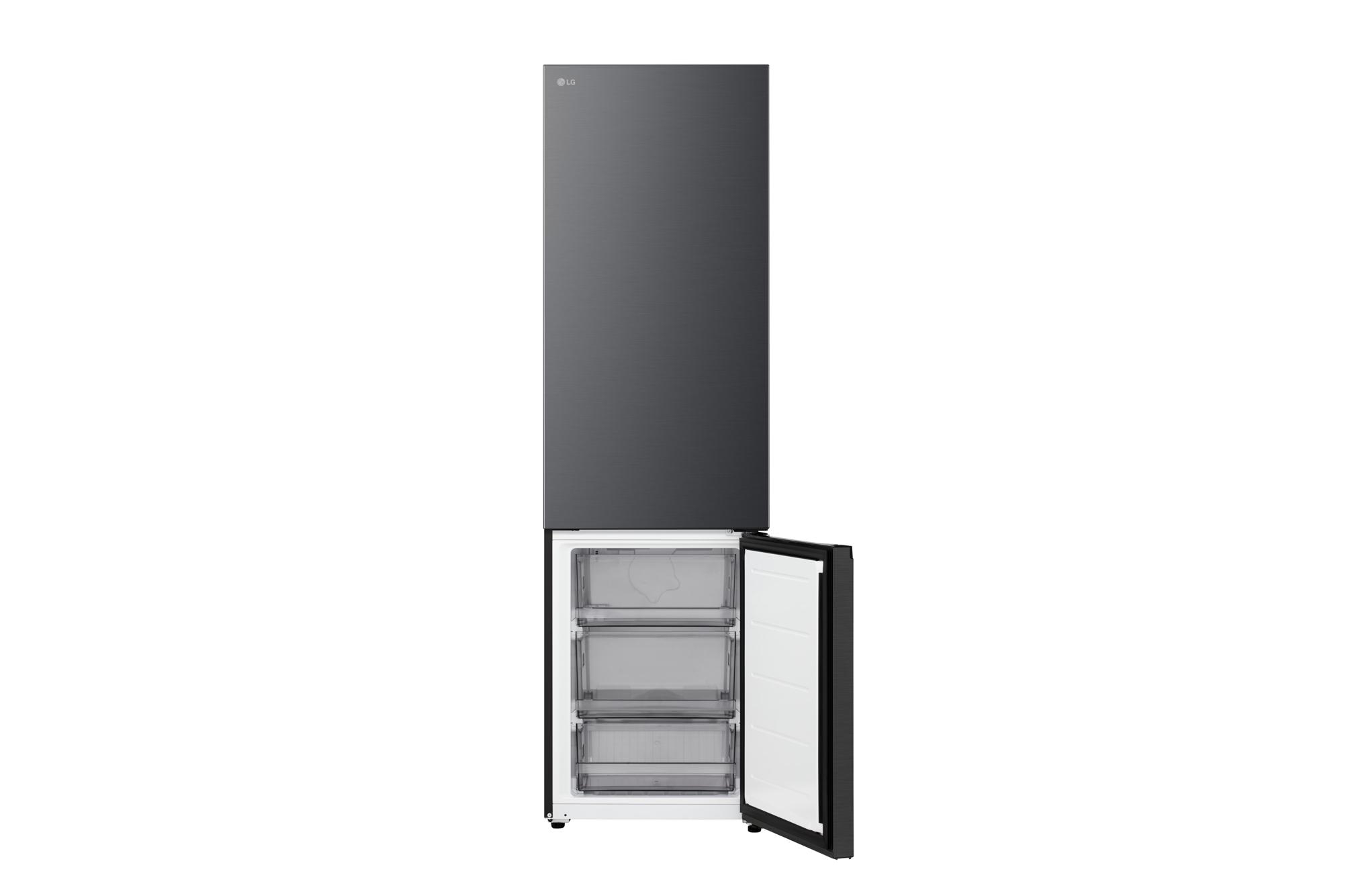 Ein dunkelgrauer LG-Kühlschrank mit geöffneter Gefriertür, die drei Schubladen zeigt. Die Kühlschranktür ist geschlossen.