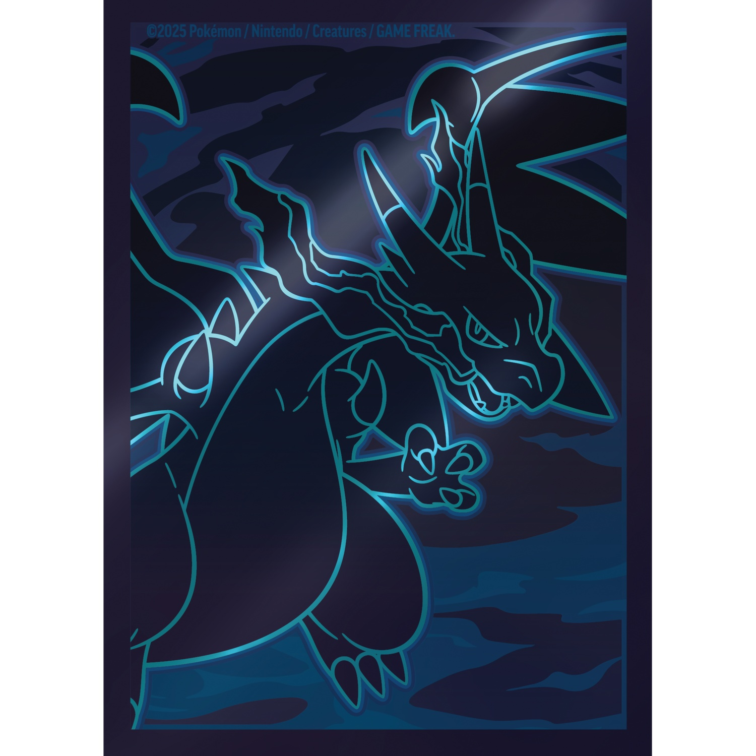 Donkerblauwe illustratie van een draak met turquoise omtrek. Op een donkere achtergrond met blauwe wolken. De draak kijkt naar rechts.