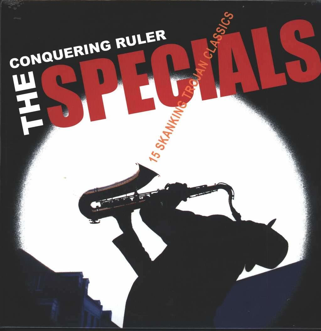 A The Specials album borítója. Egy szaxofonos sziluettje egy fehér kör előtt. Piros szöveg: "The Specials".
