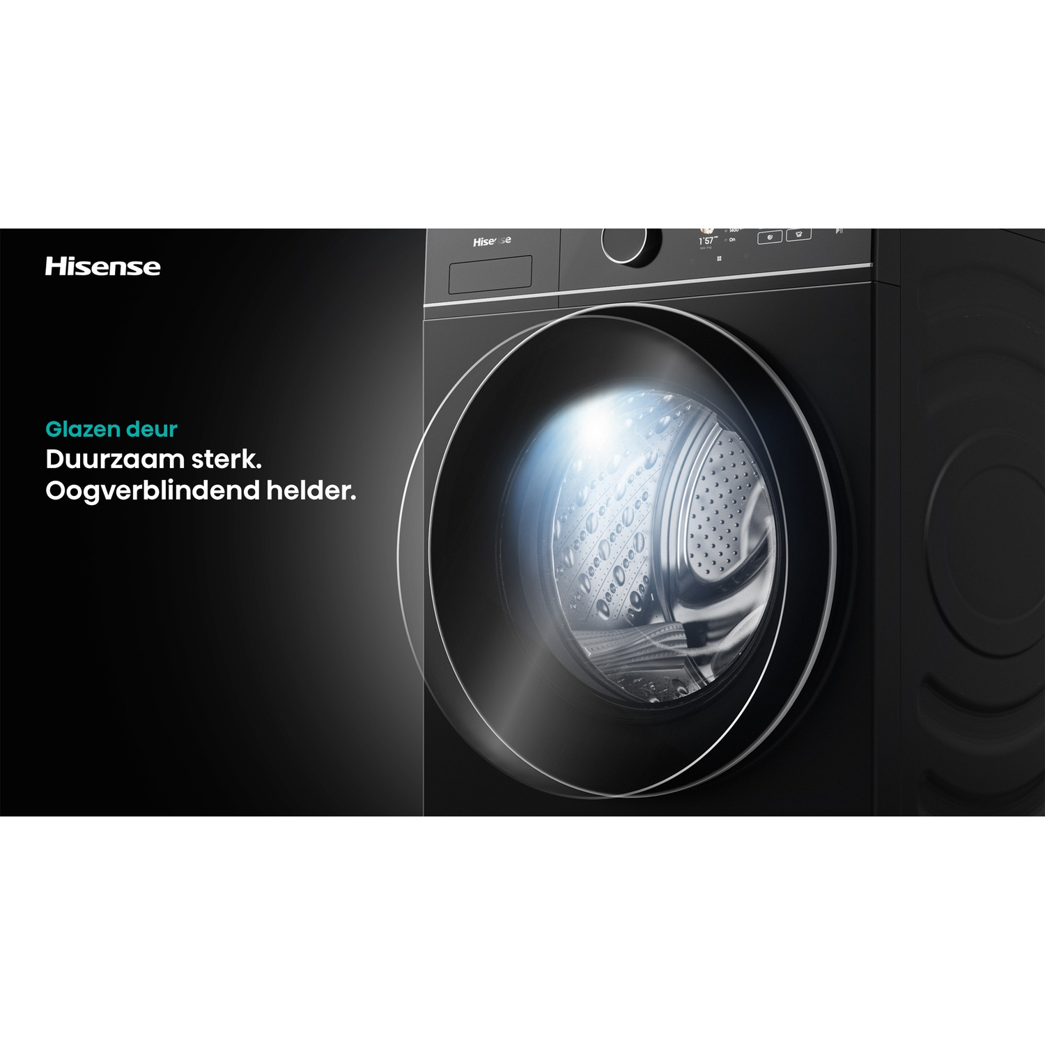 Un lave-linge Hisense noir avec une porte vitrée. Le texte dit 'Glazen deur'. Le tambour est visible.