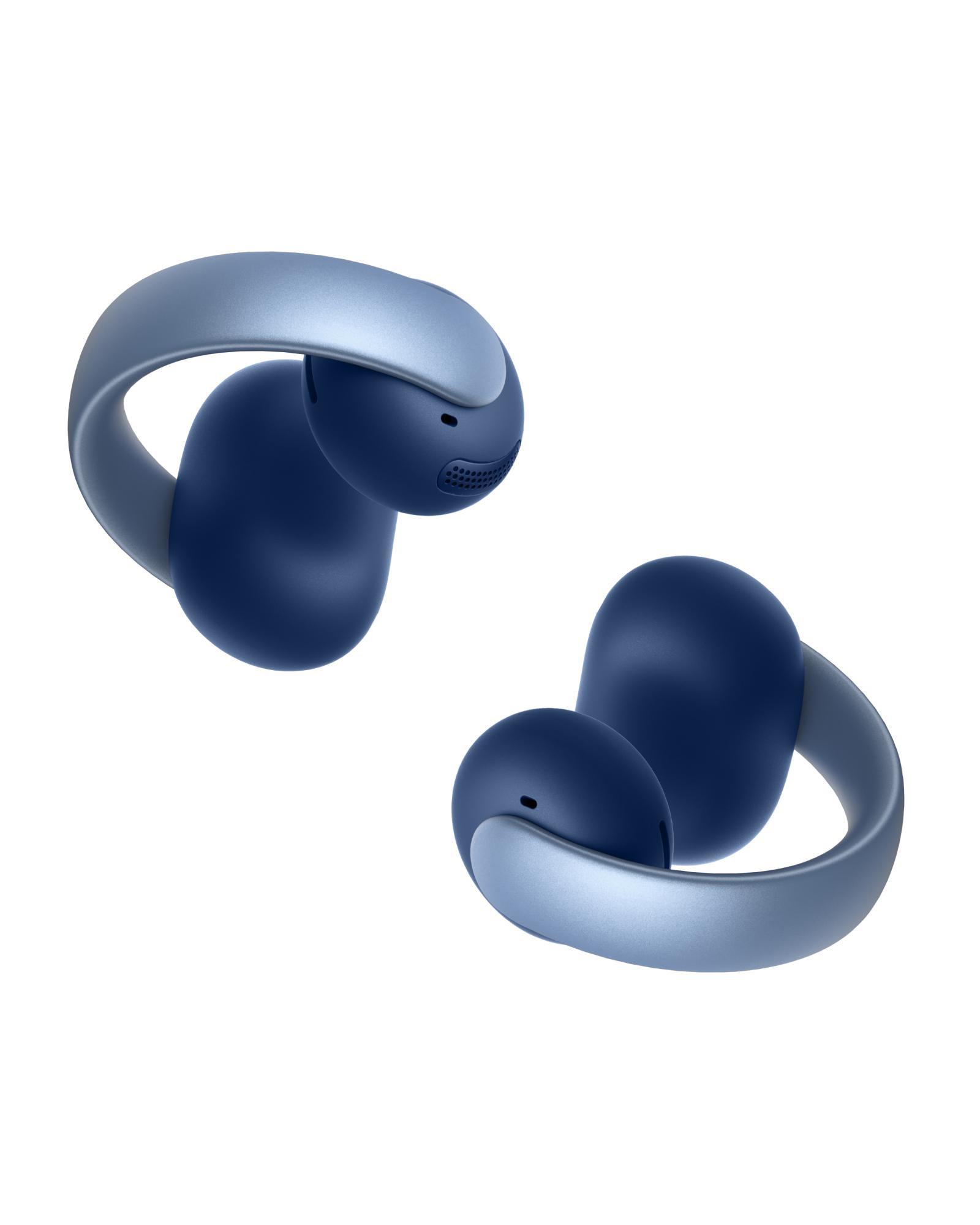 Zwei blaue und silberne kabellose Ohrhörer auf weißem Hintergrund. Jedes hat ein kreisförmiges Design.