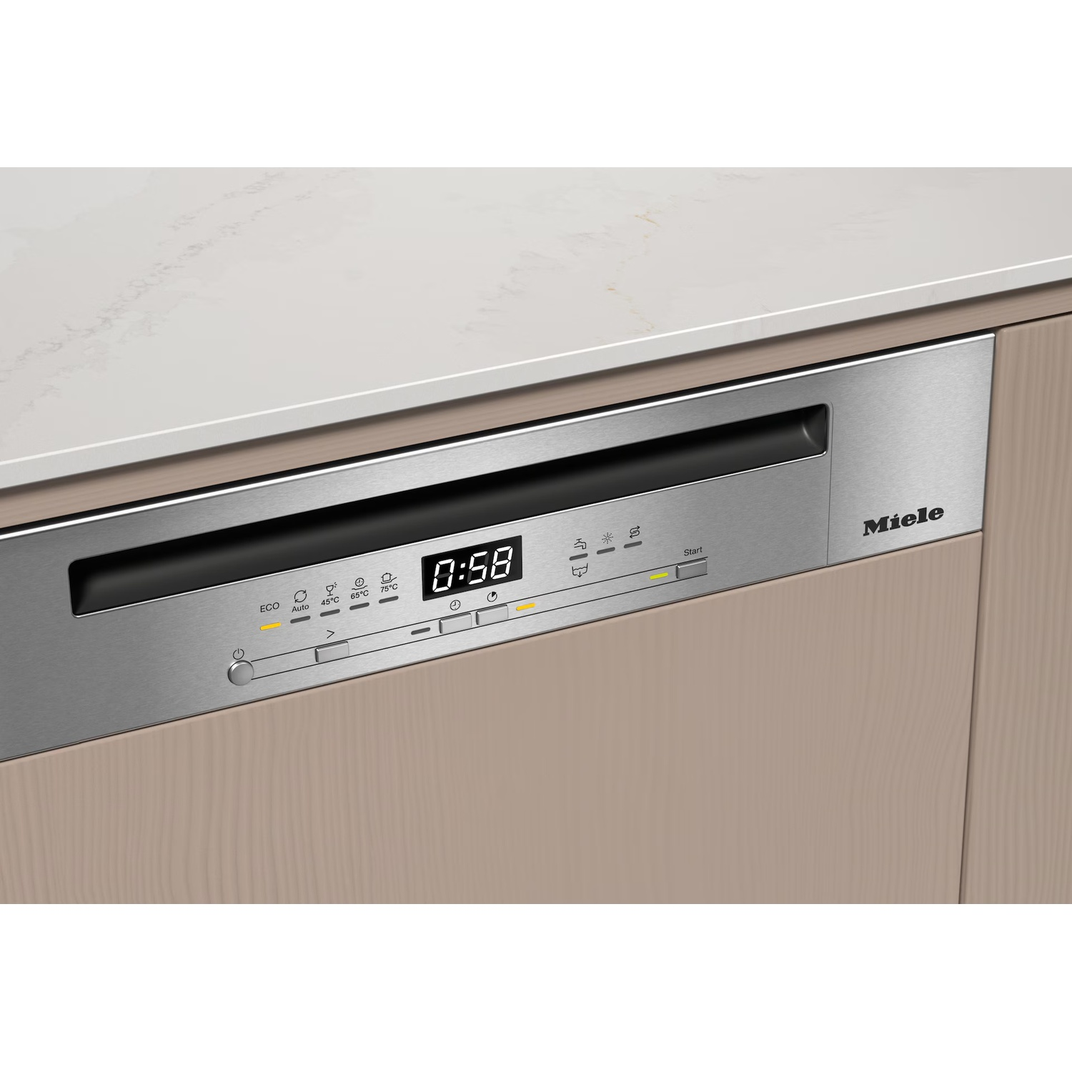 Gros plan sur un lave-vaisselle Miele. L'écran affiche 0:58. Les boutons Eco, Auto et les réglages de température sont visibles.