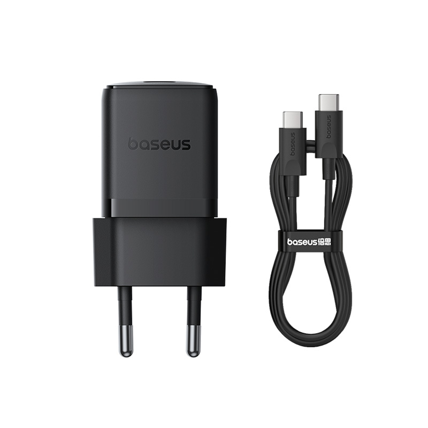 Un cargador Baseus negro y un cable USB-C negro sobre un fondo blanco. El cargador tiene dos clavijas. El cable está agrupado.