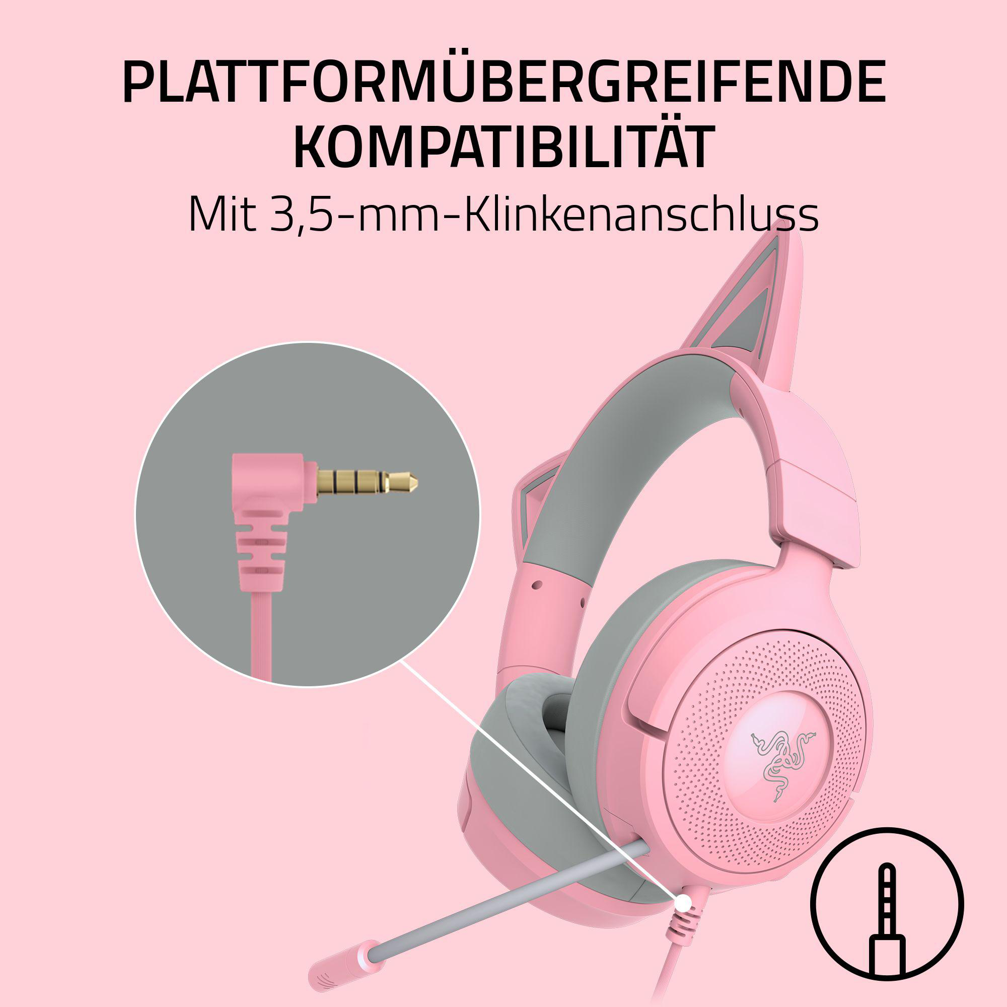 Rosa Headset mit Katzenohren, grauen Akzenten und abnehmbarem Mikrofon. Stecker und Text auf pinkem Hintergrund.