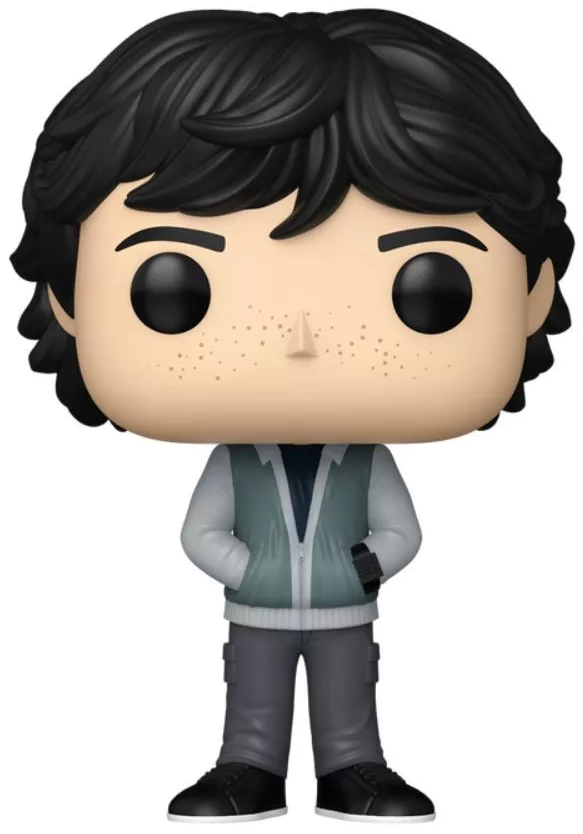 Funko Pop figura fekete hajú személyről, aki dzsekit, nadrágot és cipőt visel. A figurán egy óra van.