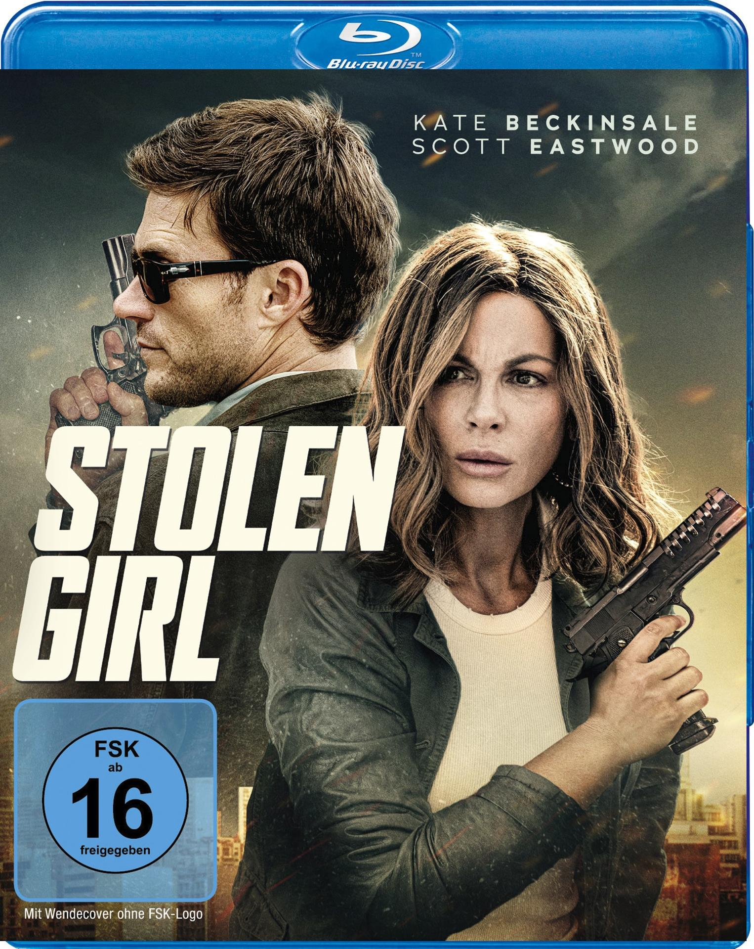 Blu-ray-Cover mit Kate Beckinsale und Scott Eastwood. Sie halten Waffen. Titel: Stolen Girl. FSK 16-Bewertung.