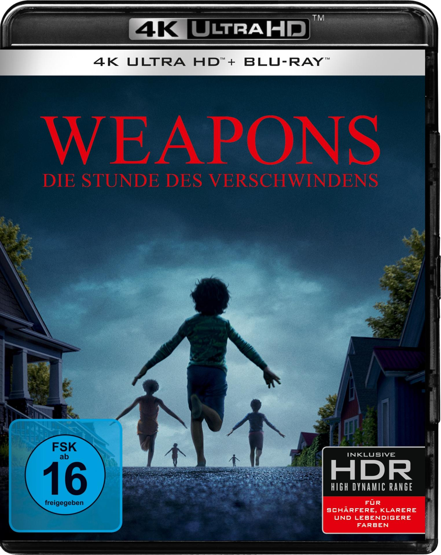 Blu-ray-Cover mit dem Filmtitel 'WEAPONS' und einer Szene von Kindern mit ausgestreckten Armen vor einem bewölkten Himmel.