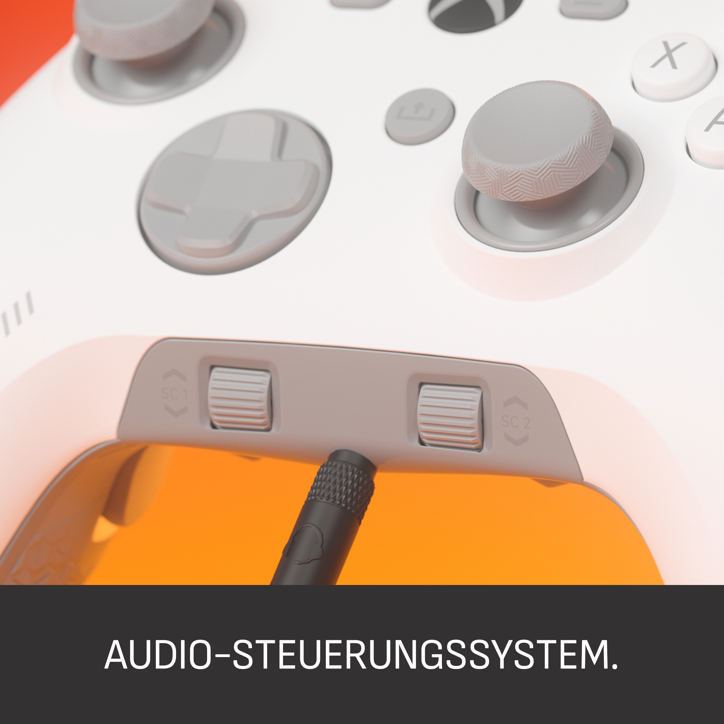 Nahaufnahme eines weißen Gamecontrollers mit grauen Knöpfen. Ein schwarzer Mikrofonanschluss ist darunter.
