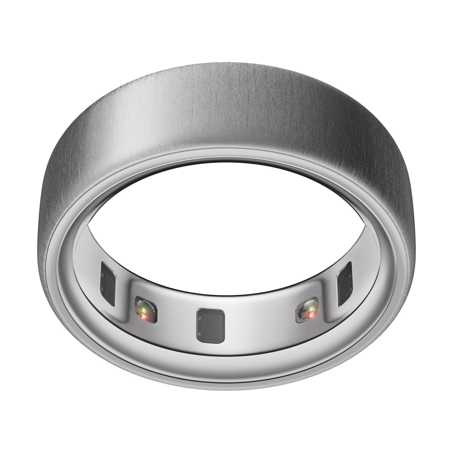 Un anello intelligente argentato. La fascia interna ha diversi piccoli quadrati neri e due con luci rosse/verdi. Isolato su bianco.