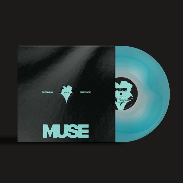 Albumcover und Vinyl. Schwarzes Cover mit 'MUSE' und Titeln. Türkis Vinyl Schallplatte mit sichtbarem Label. Dunkler Hintergrund.