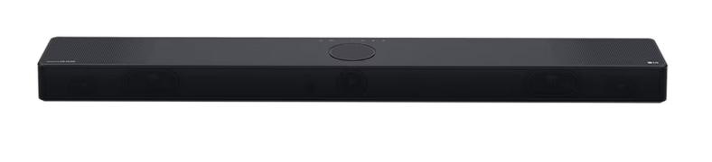 Czarny soundbar LG na białym tle. Ma zaokrąglony środek i kilka widocznych głośników.