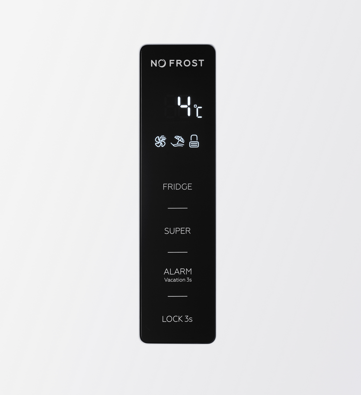 Panel de control de refrigerador negro mostrando 4°C, con iconos de ventilador, modo vacaciones y bloqueo. Opciones: nevera, super, alarma y bloqueo.