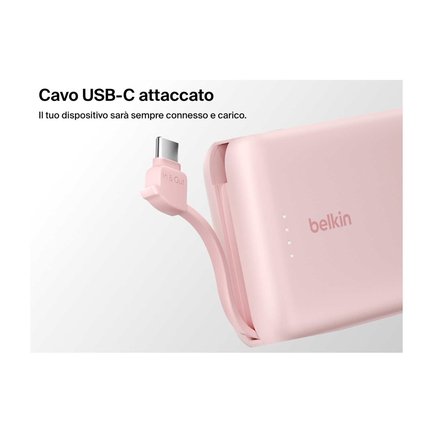 Un power bank Belkin rosa con un cavo USB-C collegato. Il cavo è collegato al power bank. Lo sfondo è bianco.