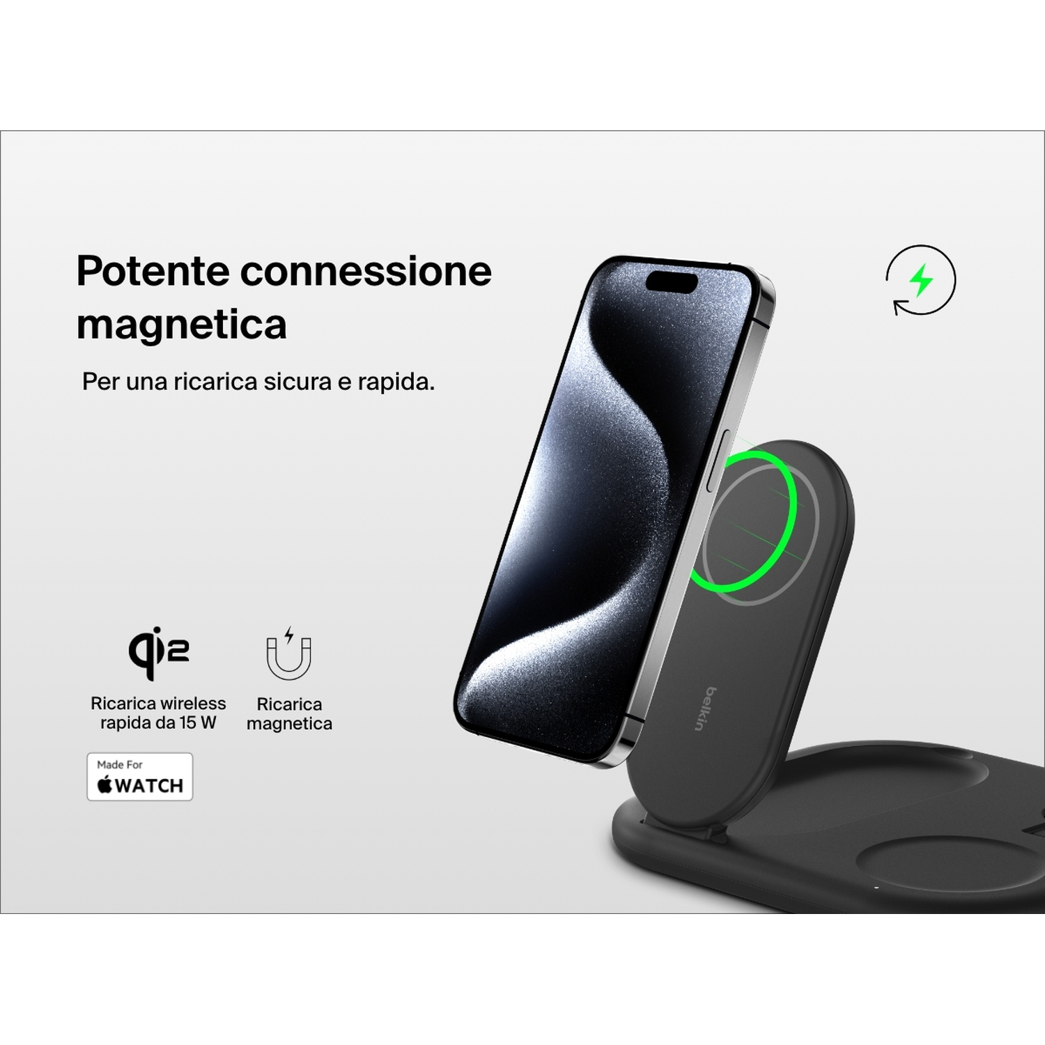 Un telefono nero in carica su un caricabatterie wireless nero, con sfondo bianco. Testo: 'Potente connessione magnetica'.
