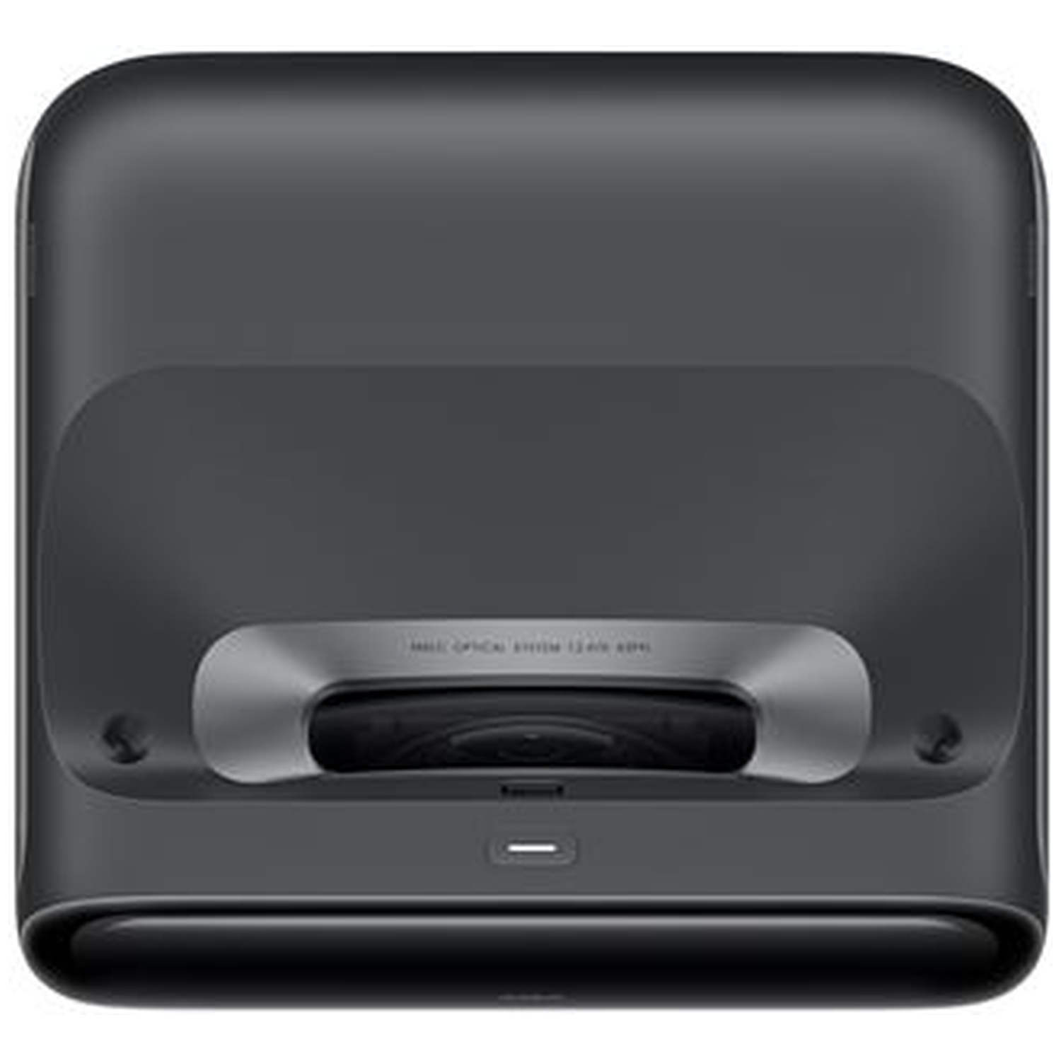Een donkergrijze projector met een zilveren lenskap. De lens is gecentreerd en er staat tekst boven. Het ontwerp is strak en modern.